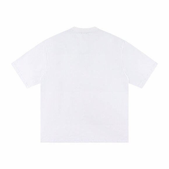 Thug Club White T Shirt With Distinctive Red Graphics - Picture 2 of 7